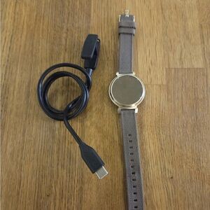 Garmin Lily 2 smartwatch GPS, fitness watch